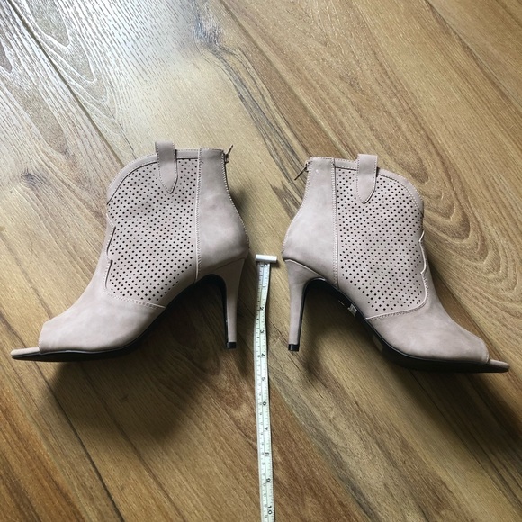 Faux suede taupe grey ankle peep toe Boot size 10 shoes - Picture 4 of 5